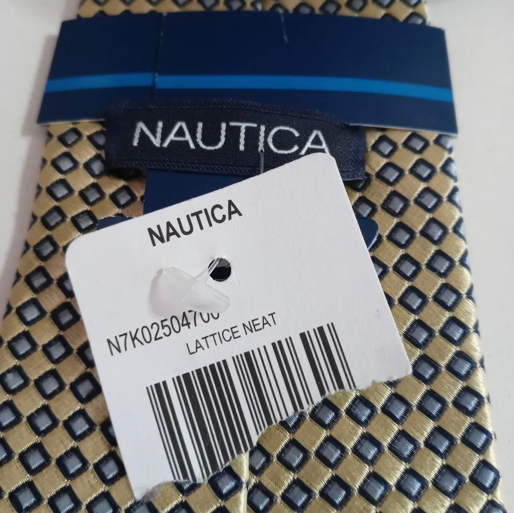 Nautica 100% silk Boy's lattice print necktie 49/3